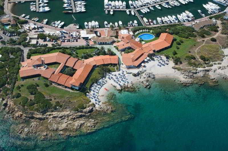 Hotel Sporting Porto Rotondo Bagian luar foto