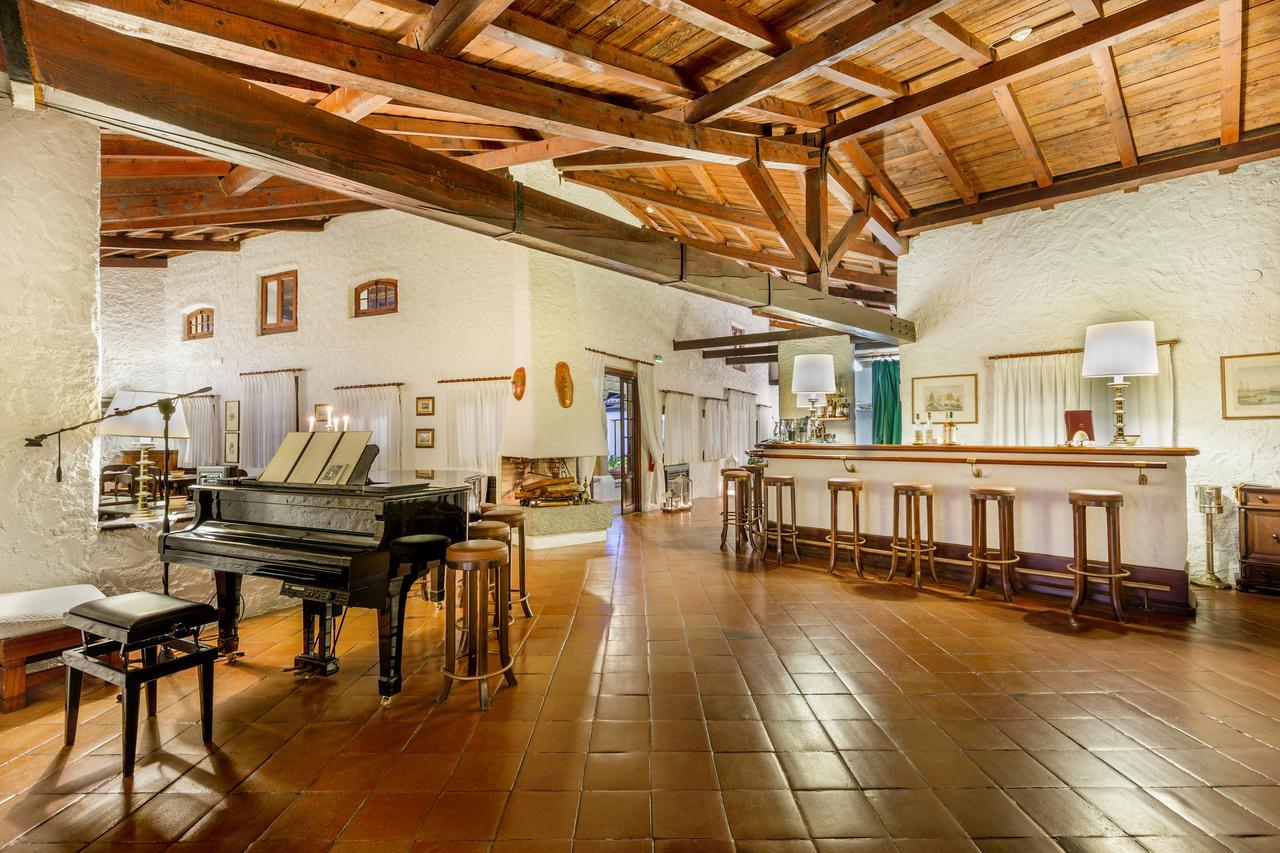 Hotel Sporting Porto Rotondo Bagian luar foto