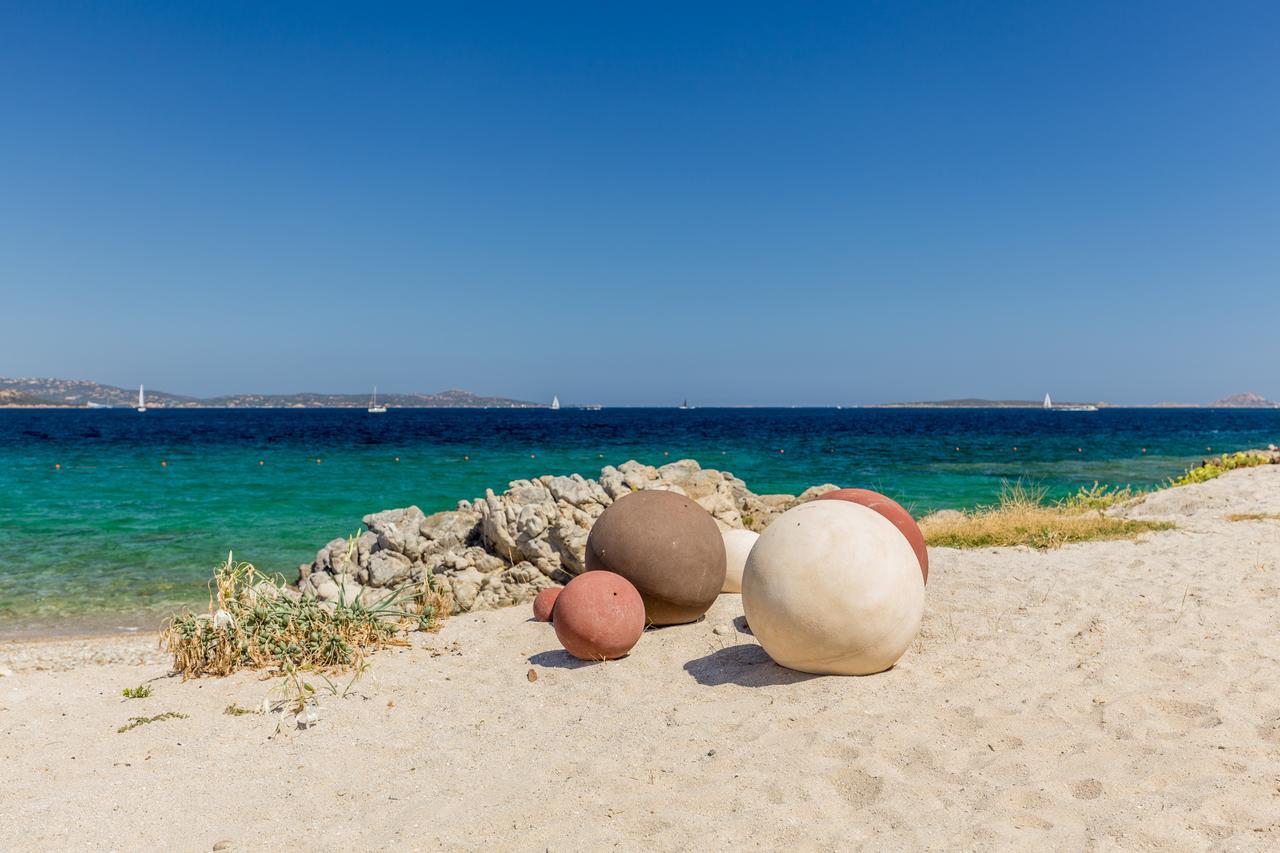 Hotel Sporting Porto Rotondo Bagian luar foto